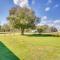 Walk to Lake Home with Screened Porch in Sebring! - 锡布灵
