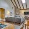 Ski, Hike and Fish Big Bear Lake Home with Fire Pit - بيغ بير لاكي