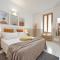Opera Inn Suites - Rooms and Apartments
