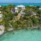 NEW Chalk Sound Home BBQ Pool Beach Steps Away - Providenciales