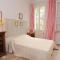 Awesome Home In Arles