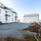 Pinewood Flat 5