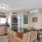 1B 2Ba Seaside Getaway Pool Oceanside