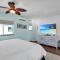 1B 2Ba Seaside Getaway Pool Oceanside