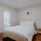 Central 2-Bed with Gym and Secure Parking