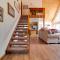 Lariat House