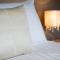 Cute and Cosy 2 Bedroom Unit with Parking and WiFi