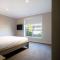 Cute and Cosy 2 Bedroom Unit with Parking and WiFi