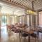 Lankah - Authentic villa with private heated pool close to city center