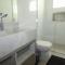 1072 - Apartamento 3 suítes Alto Padrão com SPA na Praia de Bombinhas