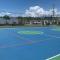 2 Bedroom Oceanfront Condo with Wi-Fi, AC and Pool - Parrita
