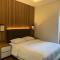Urbanview Hotel Nardis Living near UMY