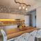 Mad Wall Apartment - Kyziridi House