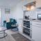 Oasis - 2 Bedroom Apartment - Ocean Breeze