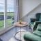 Oasis - 2 Bedroom Apartment - Ocean Breeze