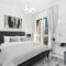 Mystic - Fully Renovated Spacious 2BR Apt. with Burj Views - 迪拜