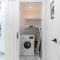 Mystic - Fully Renovated Spacious 2BR Apt. with Burj Views - 迪拜