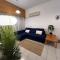 Makenzie 2 rooms first line beach
