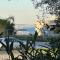 Makenzie 2 rooms first line beach