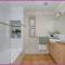Breakwater 44