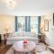 The Legacy Inn - لوراي