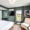 The Legacy Inn - لوراي