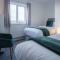 Gower Hideaway - 3 Bed Apartment - Ocean Breeze