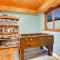 13 Mi to Dtwn Lakefront Cottage with Dock - 特拉弗斯城