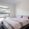 Helm House - A Contemporary Coastal Group Retreat