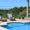 Exclusiva casa con piscina en Gondomar