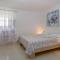 Beautiful Apartment In Cunski