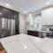 232 W Pine Ave 4 Beds, 2 Baths