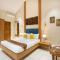 StayVistas Lawn House at Sula Wada - Vintage-Charm Cosy Home with Swimming Pool and Indoor Activities