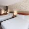 Hawthorn Extended Stay by Wyndham Kingwood Houston