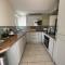 Immaculate 2 bedroom bungalow close to beaches - Pendine