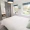 20 Bishops Way