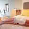 Stay at stylish 126 on M - Home from Home - Secure, Central with Pool - Fokváros