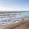 Home2Book Cozy & Chic Apartment near the Beach