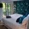 Pound Orchard Bed and Breakfast