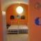 Stunning old town cave apartment - Kamari