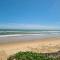Lang Chai Beachfront Villa Phan Thiet
