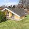 2 Bedroom Cozy Home In Juelsminde