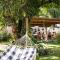Coroaci Beach House