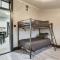 2 Mi to Bourbon St Walkable NOLA Duplex - نيو أورلينز