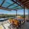 Marias Village Suite
