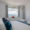 High-End Beachfront Getaway Sea View King Bed - East Wittering