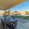 Luxurious Casa Grande Family Retreat: 5 Bedrooms, Heated Salt water Pool, Mini Golf, and More! Ideal for Groups and Making Lasting Memories.