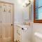 AVHC41 Outrigger Cottage on Hatteras Island