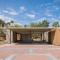 Architectural experience at the Cody’s Cody - Palm Springs