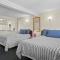 Beach Motel and Suites